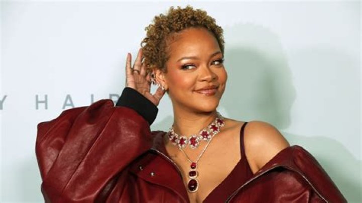 All About Rihanna's Parents and Their Parent-Daughter Relationship