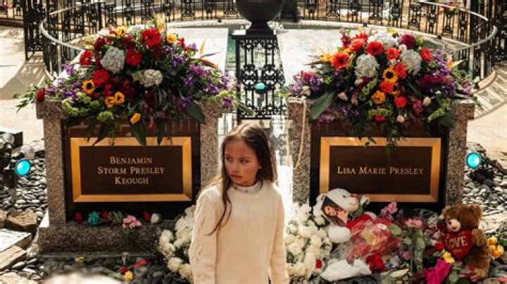 BlinkDash | Naomi Judd burial site