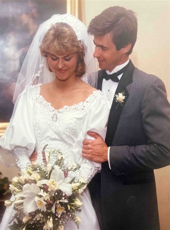 Did Cindy Costner ever remarry?
