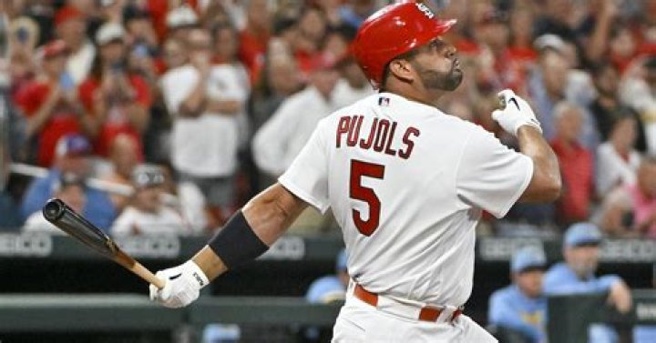 Does Albert Pujols son A.J. Pujols play baseball? |
