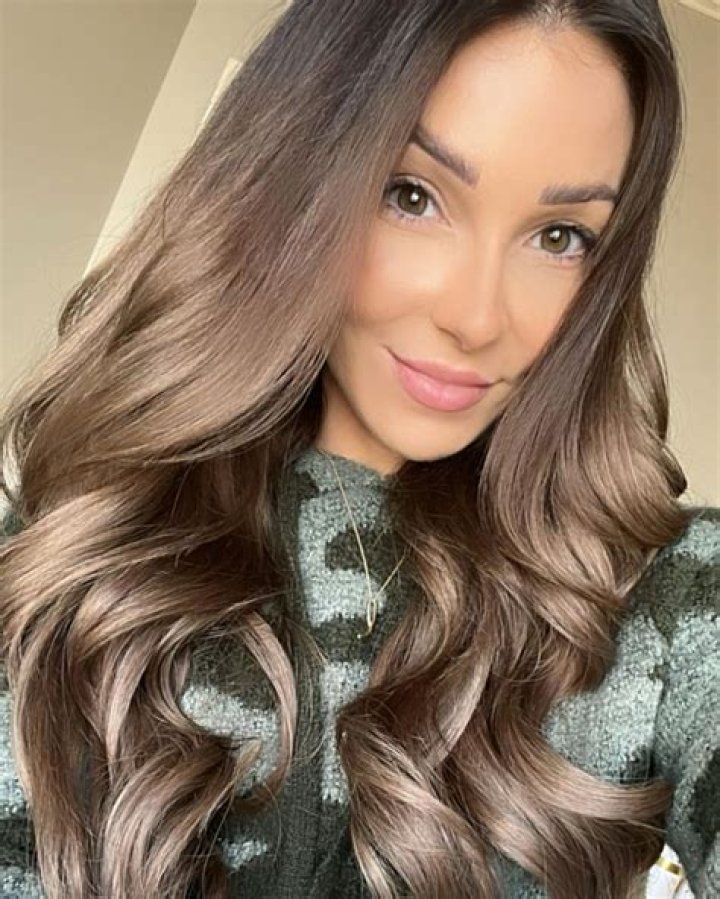 Hair, Body, Career, And Net Worth