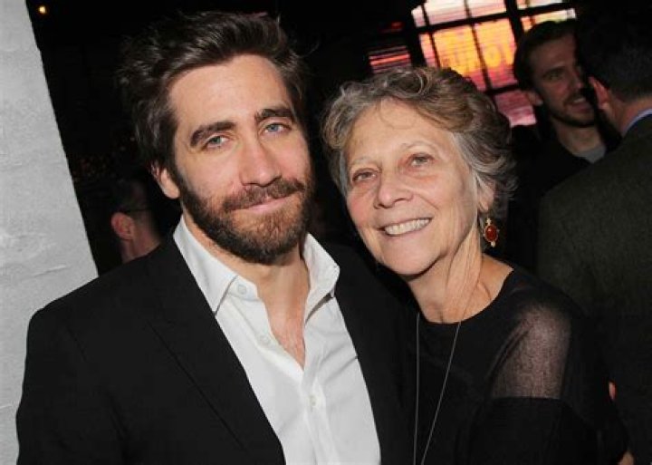 Jake Gyllenhaal Parents, Biography, Career, Net Worth and Awards