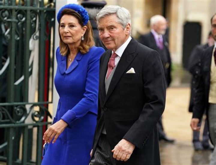 James Crown Family: Parents And Siblings |