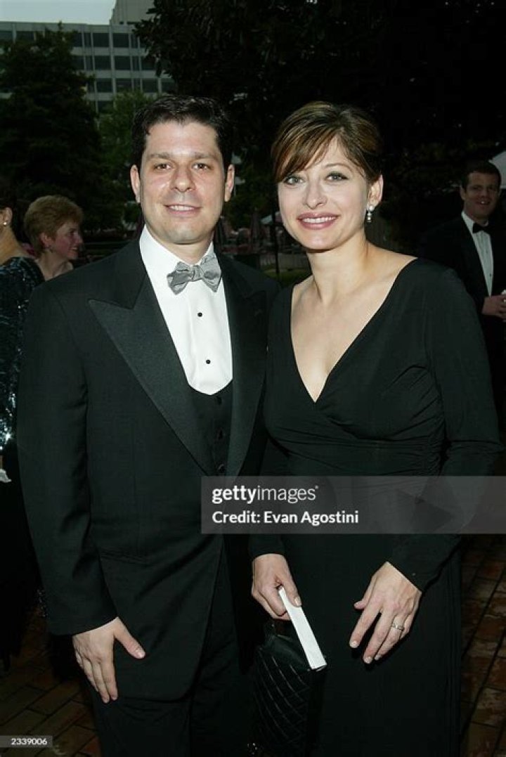 Maria Bartiromo Net Worth, Husband, Married, Salary, Bikini, Feet, Bio correo