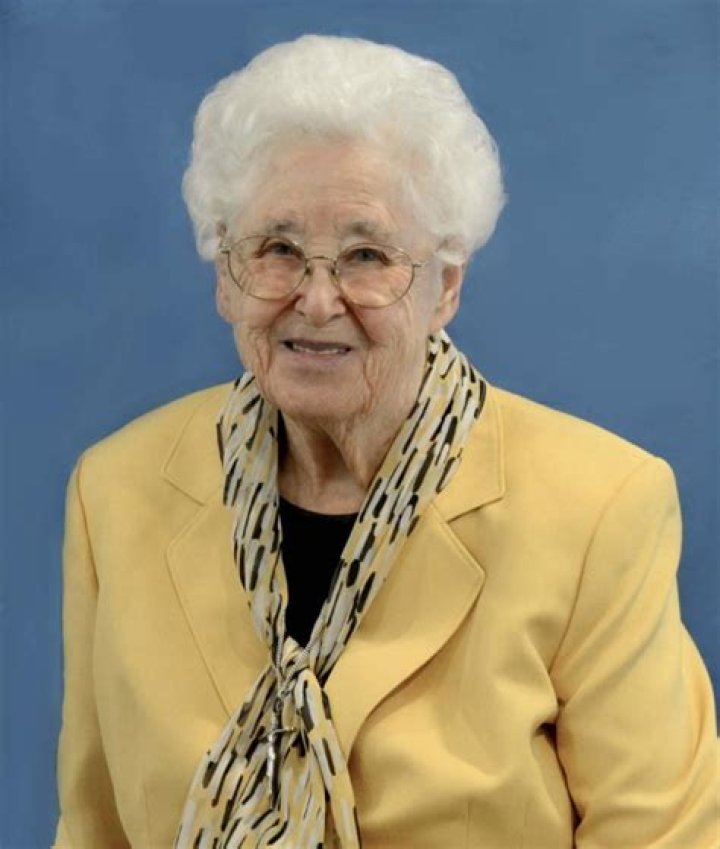 Meet her sister Eleanor Cooke