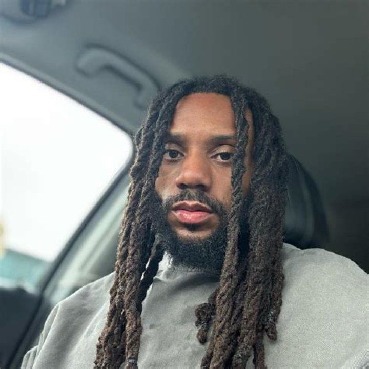 Meet Nayrok Wright, Eevin Wright