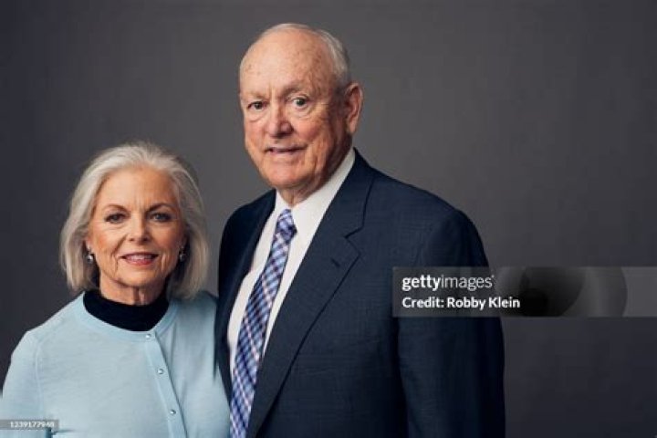 Ruth Holdorff: What happened to Nolan Ryan's wife?