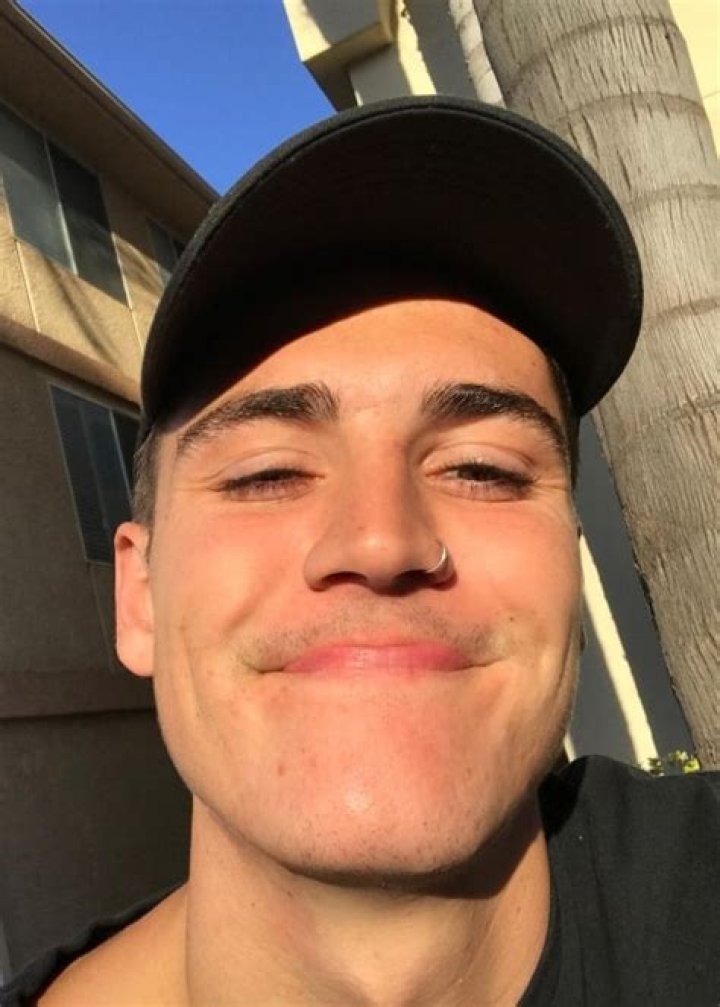Sam Wilkinson Height, Weight, Age, Girlfriend, Family, Facts, Biography