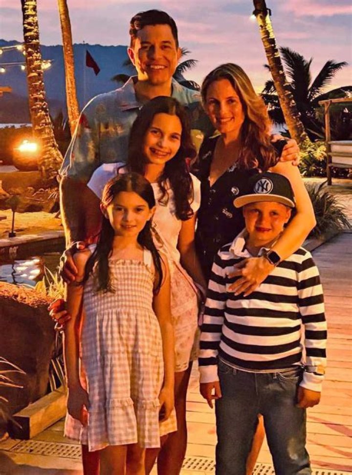Tom Llamas And His Wife, Jennifer Llamas Are Proud Parents Of Two Daughters, And A Son