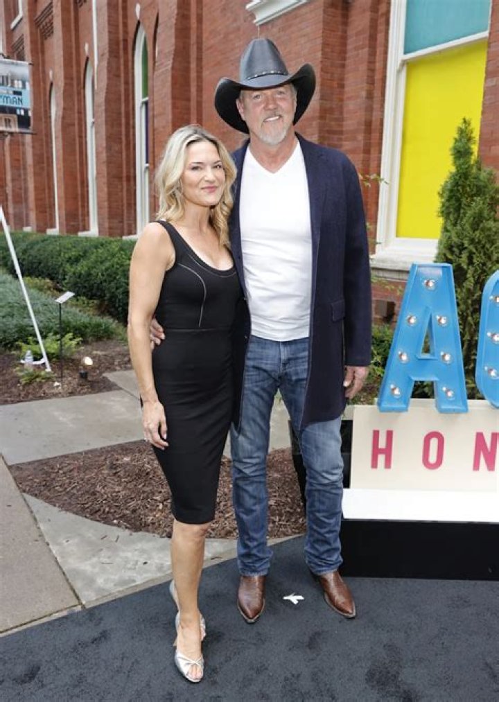 Uncovering The Height Of Trace Adkins' Wife