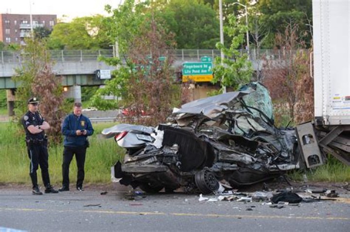 Unveiling The Truth Behind Henry Reeder's Tragic Car Accident