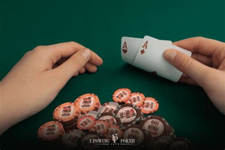 What are the odds of winning with pocket aces?